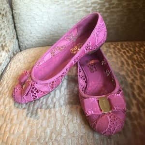 Pink Salvatore Ferragamo flats 💕